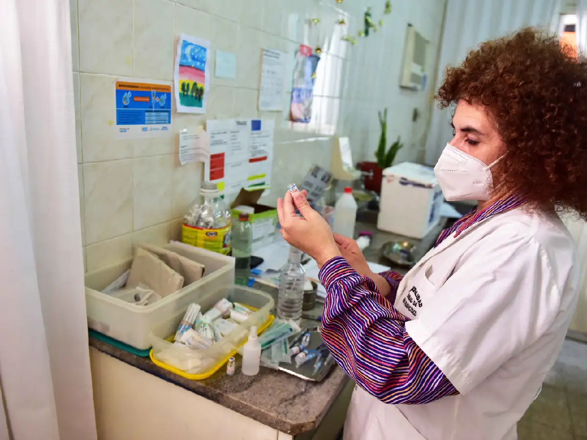 Vacunación anticovid piden que se coloquen la dosis de refuerzo