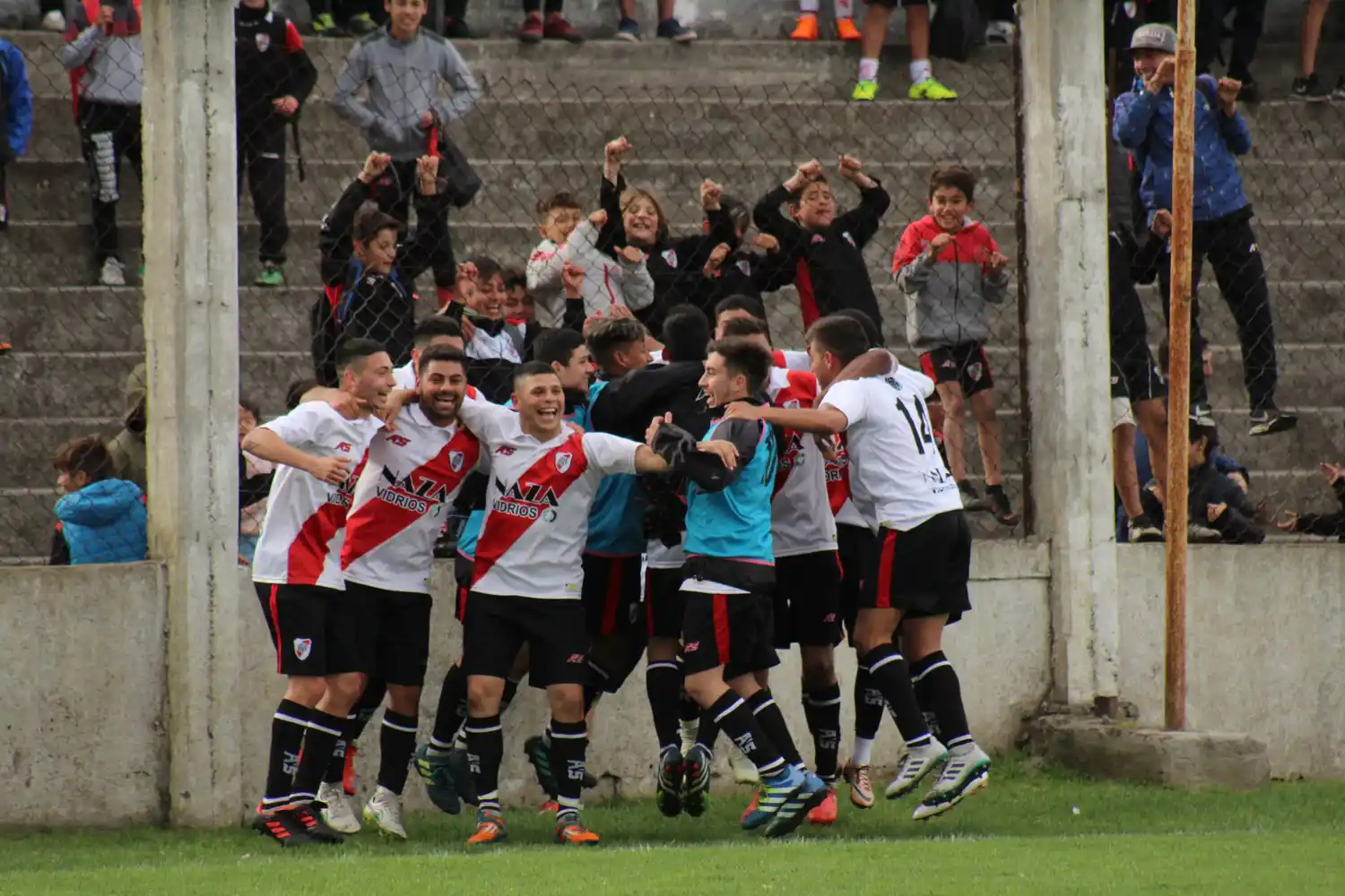 Los Andes, River, Norte y Cadetes pasaron a octavos
