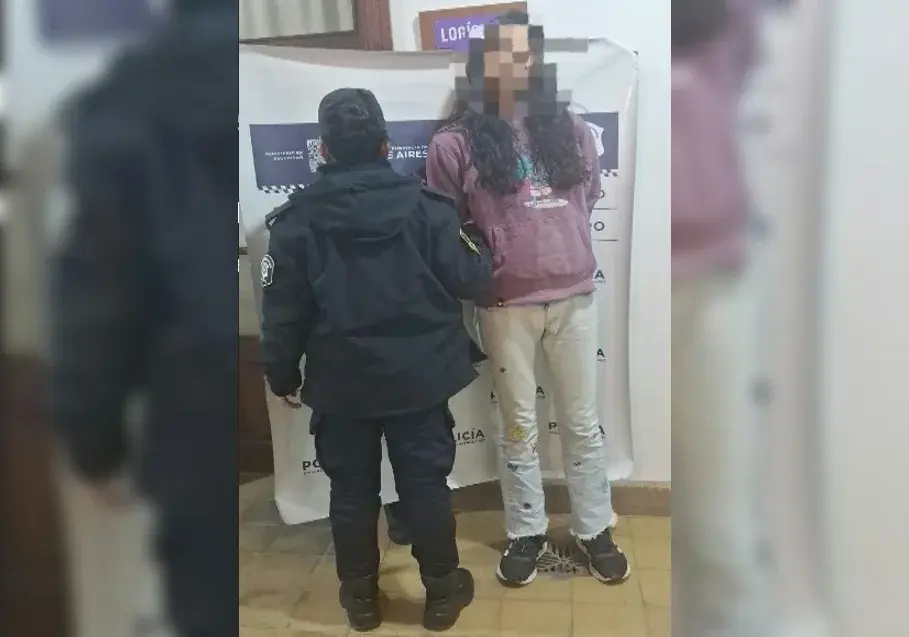 La joven trans fue trasladada a la Comisaría.
