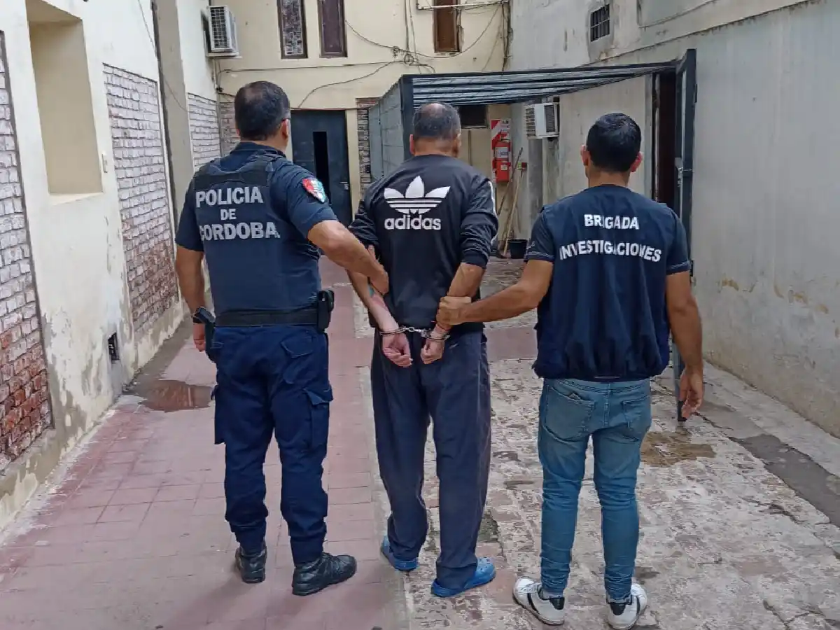 Allanamiento y detención en Frontera