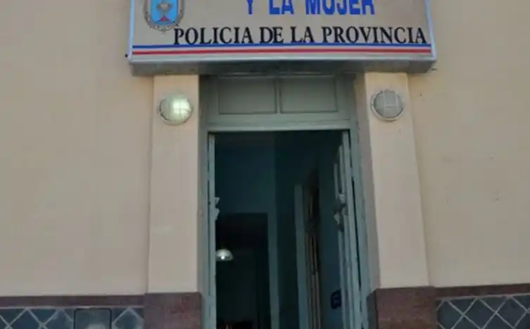 Ató a su hijo durante diez días a una silla “para que no se escape”