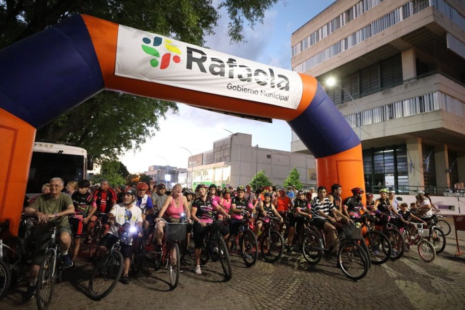 Bicicleteada por las calles de la ciudad