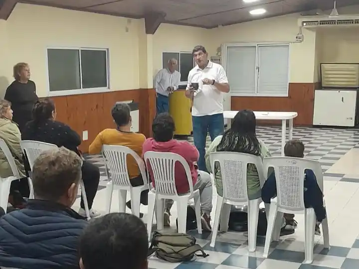 En una nueva asamblea sindical, trabajadores municipales reclamaron recategorizaciones