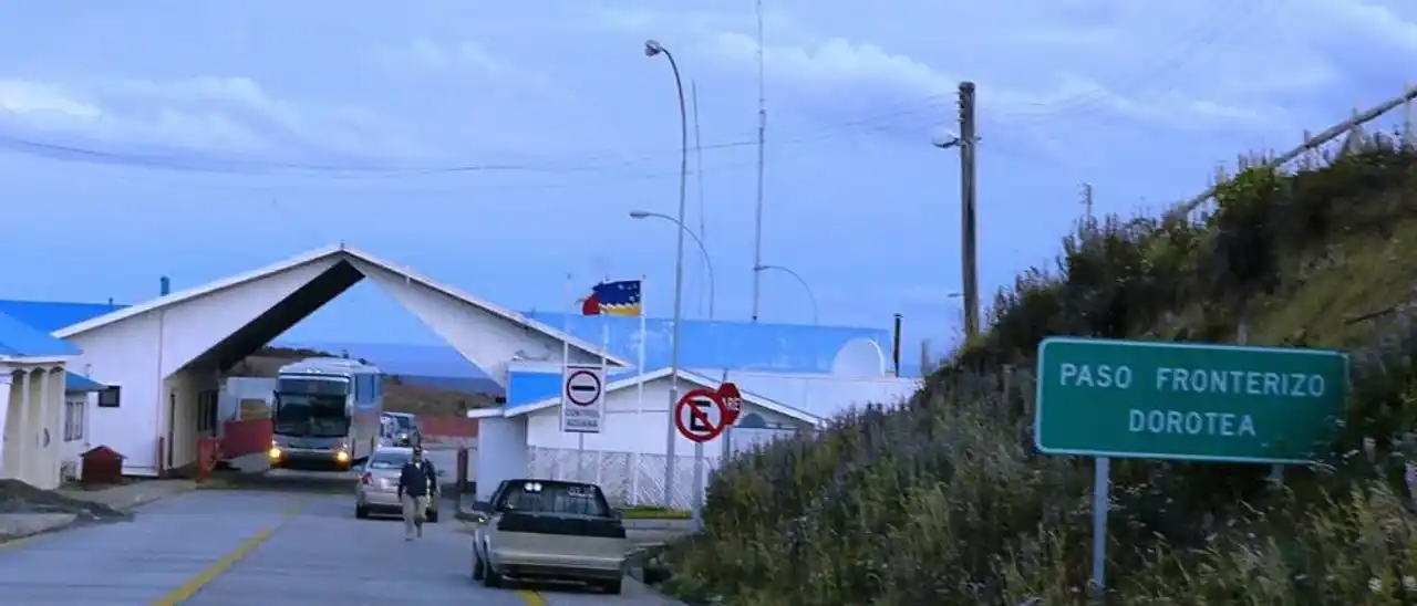 Paso fronterizo Mina Uno-Dorotea.