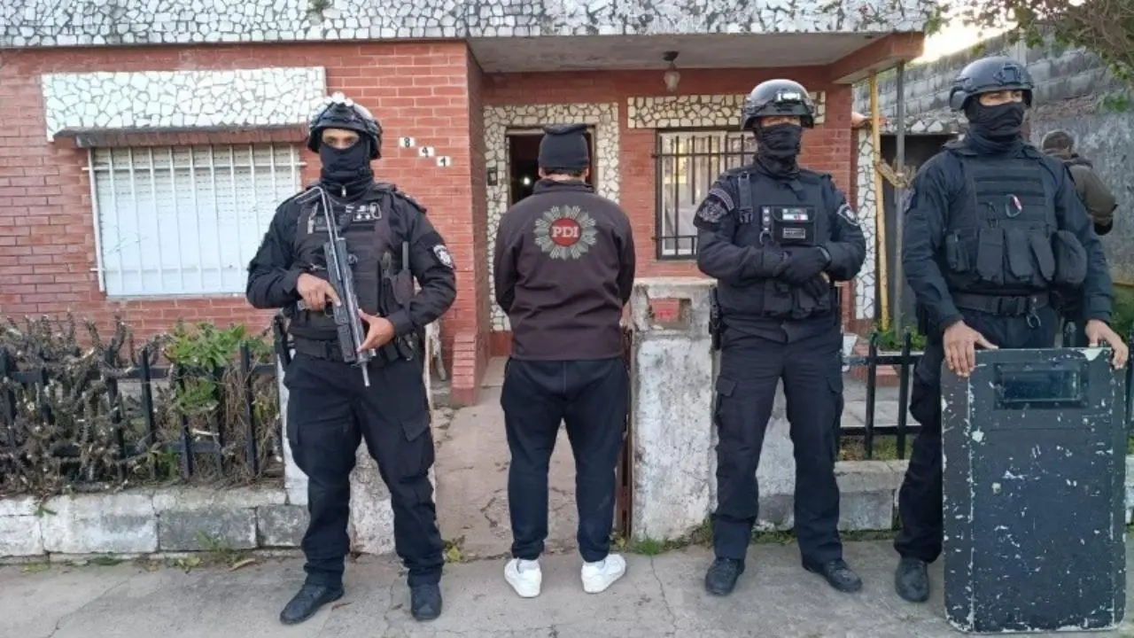 Detuvieron a "El Gordo" Olmedo, pareja de Mariana Cantero, narco clave en la zona sur