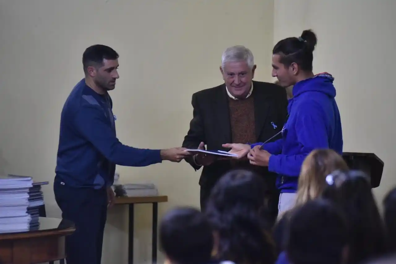 La Caja de Jubilaciones entregó 117 becas de a estudiantes hijos de municipales