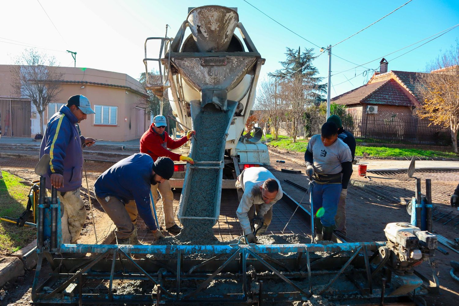 Avanza la pavimentación de calle Intendente Parachú