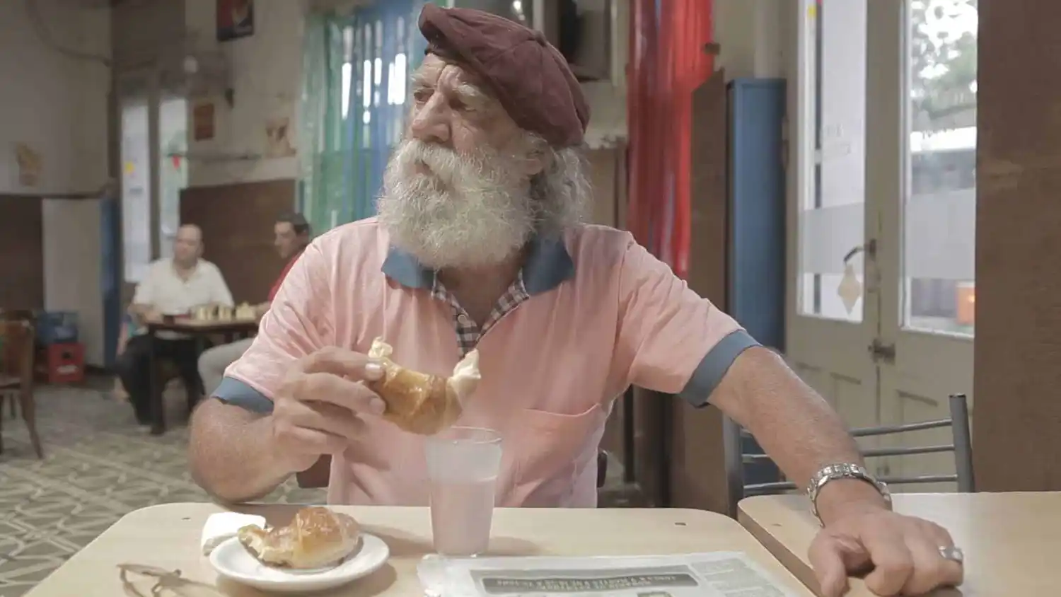 Hugo Labarba participa de una puesta teatral navideña en Perú