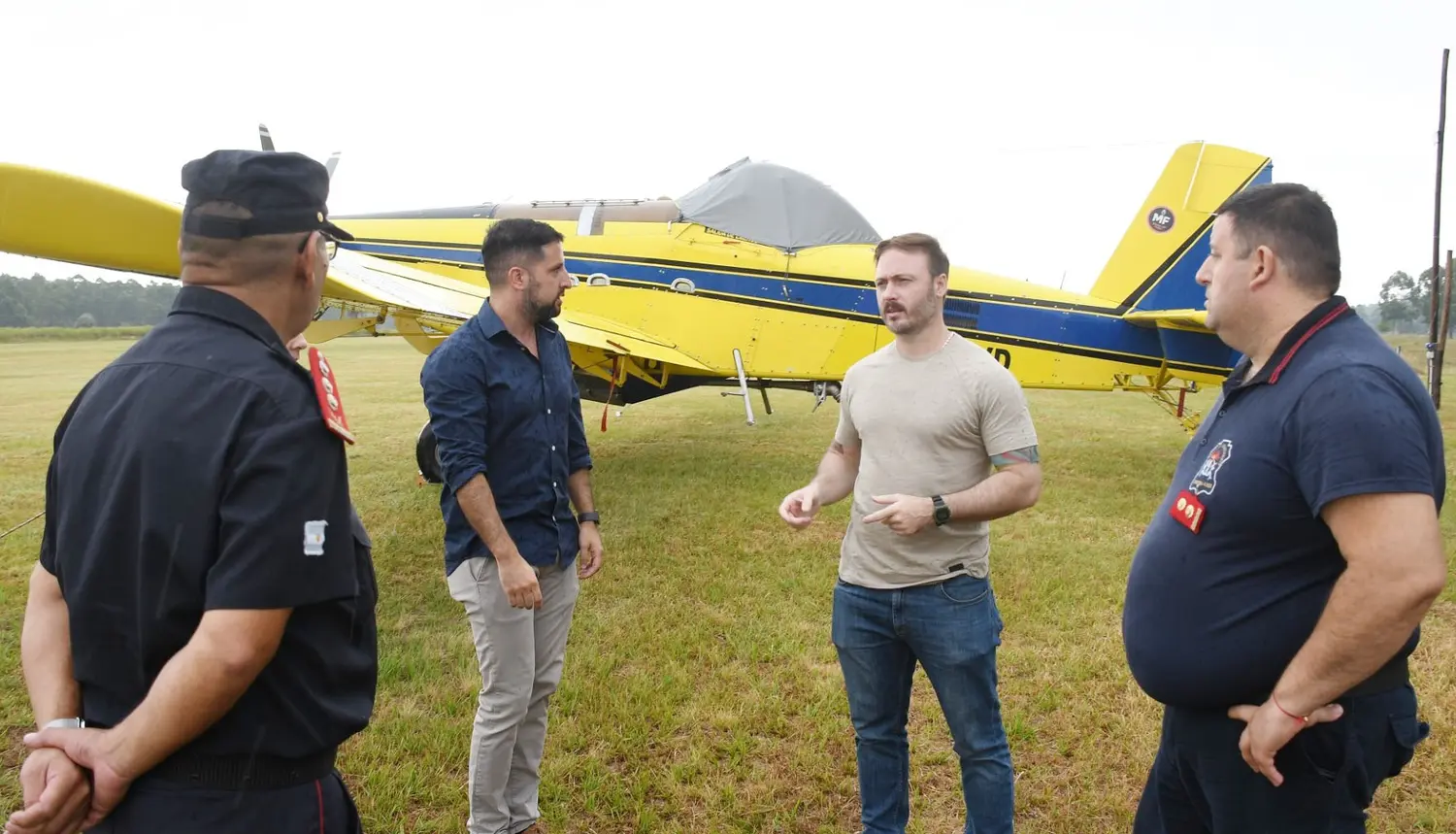 Azcué presidió una nueva reunión del comité de emergencia donde se estableció el protocolo de acción que tendrá el avión hidrante