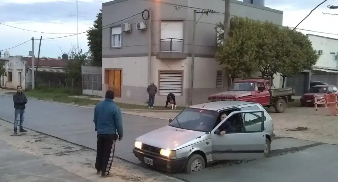 Gualeguaychú: No se dio cuenta que el cemento estaba fresco y quedó enterrada