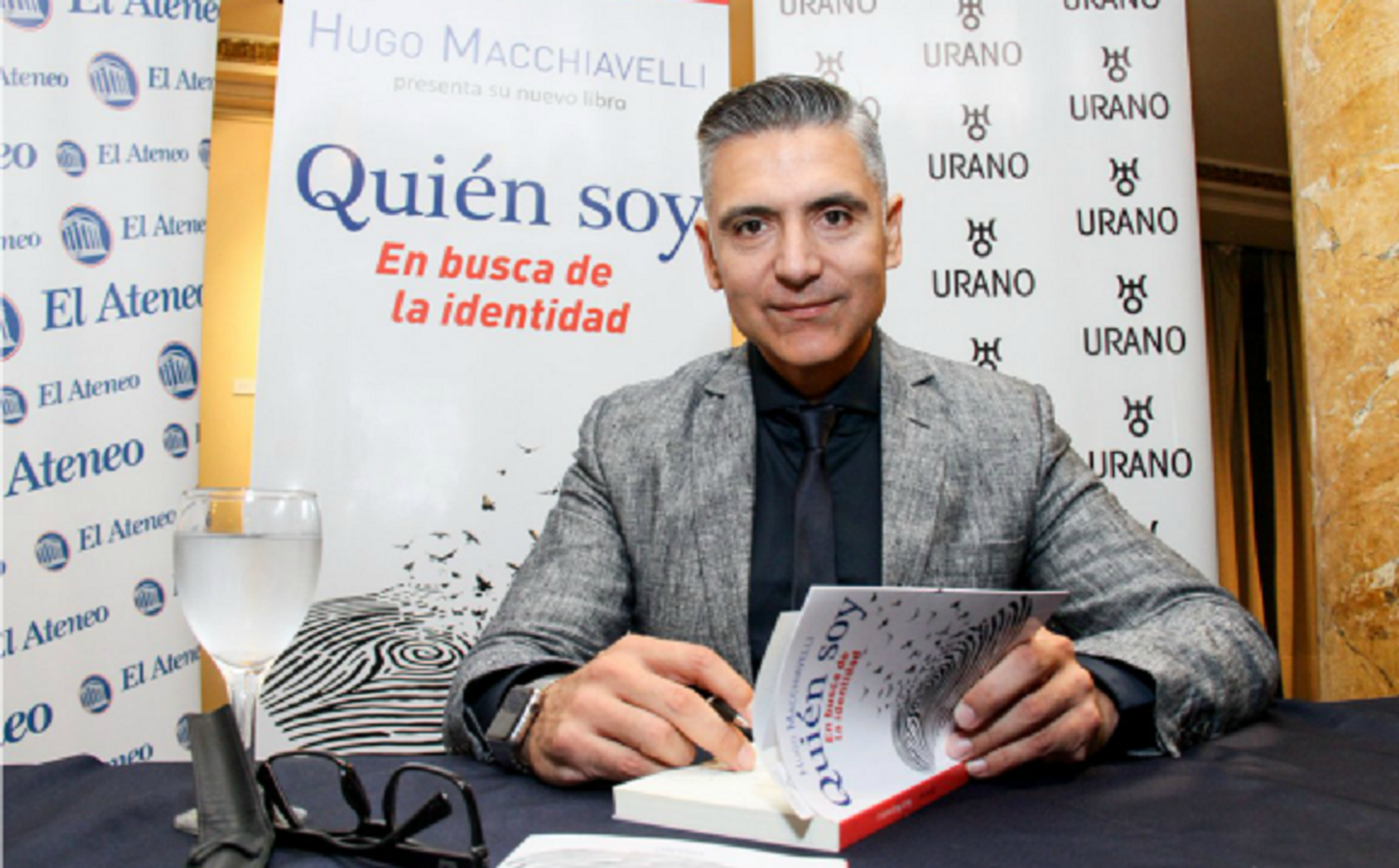 Hugo Macchiavelli presentó su libro “Quién soy”