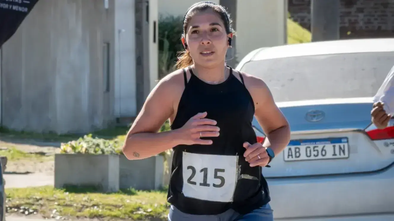 Antonella Arru y Mercedes Piñero, en el podio de los 10K de damas