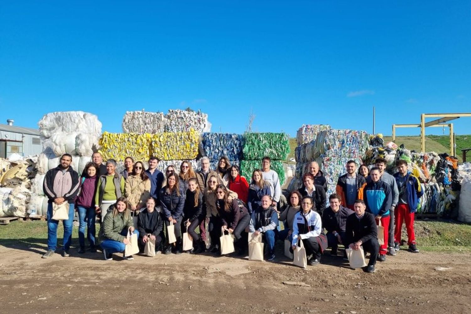 Empresas de la ciudad visitaron el Complejo Ambiental