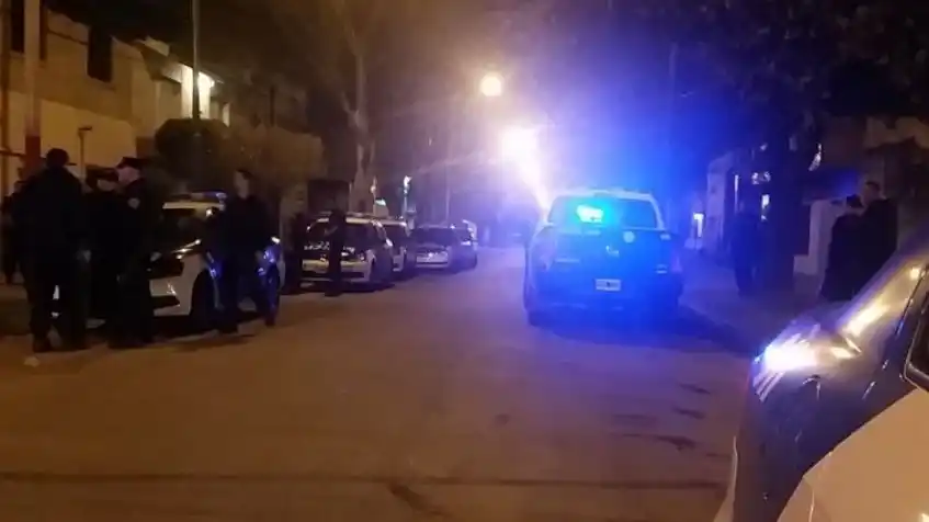 Dos jóvenes fueron asesinados a balazos en Villa Banana
