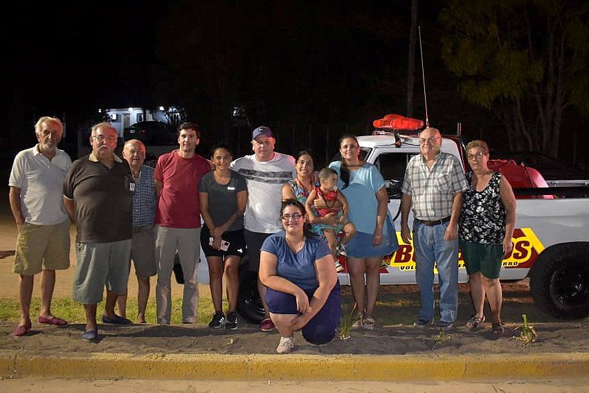 Bomberos de Carbó adquirió un vehículo con kit forestal