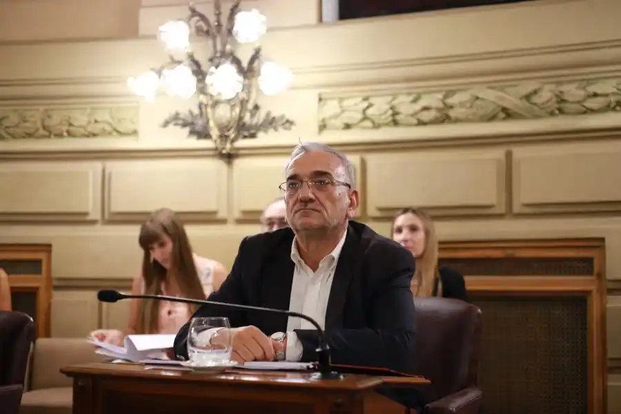 Calvo reiteró ante la cámara de senadores un proyecto para la ejecución de una nueva alcaidía regional en Rafaela