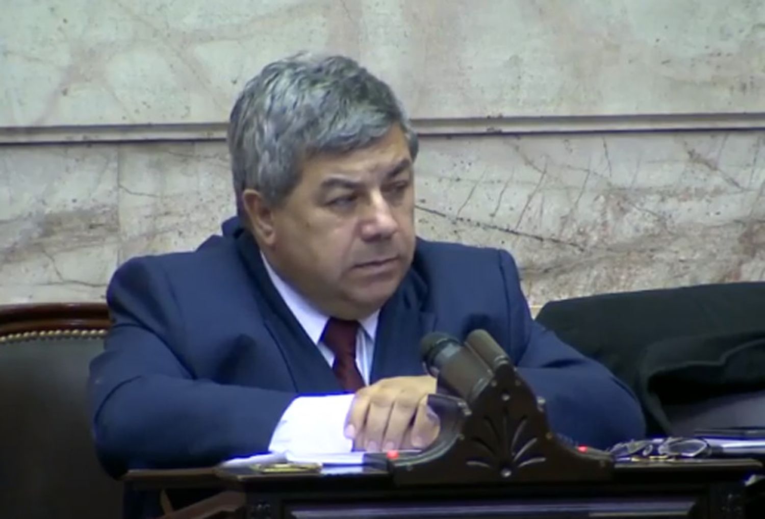 El discurso de Carlos Fernández durante la sesión por el aborto