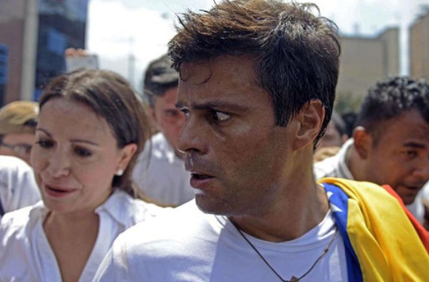 El padre de Leopoldo López sobre Venezuela: «Está en juego la tragedia nacional por la falta de todos los servicios del Estado»