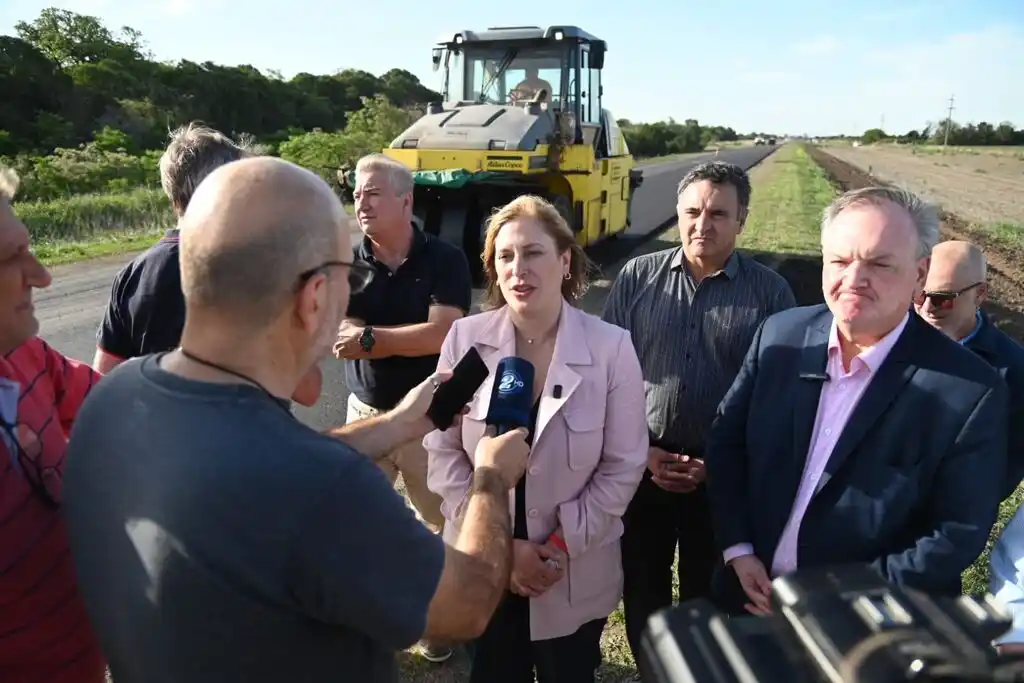Gisela Scaglia recorrió obras en ejecución en el Departamento San Cristobal