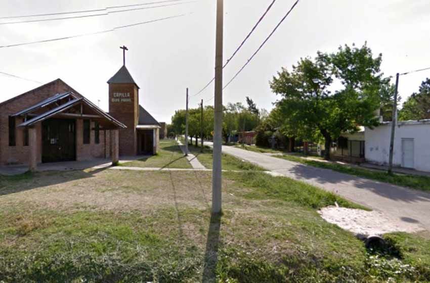Cuatro ladrones armados irrumpieron en un cumpleaños en Fisherton