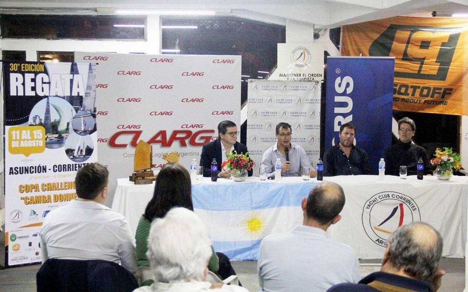 Presentaron la 30.ª edición de
la regata Asunción-Corrientes