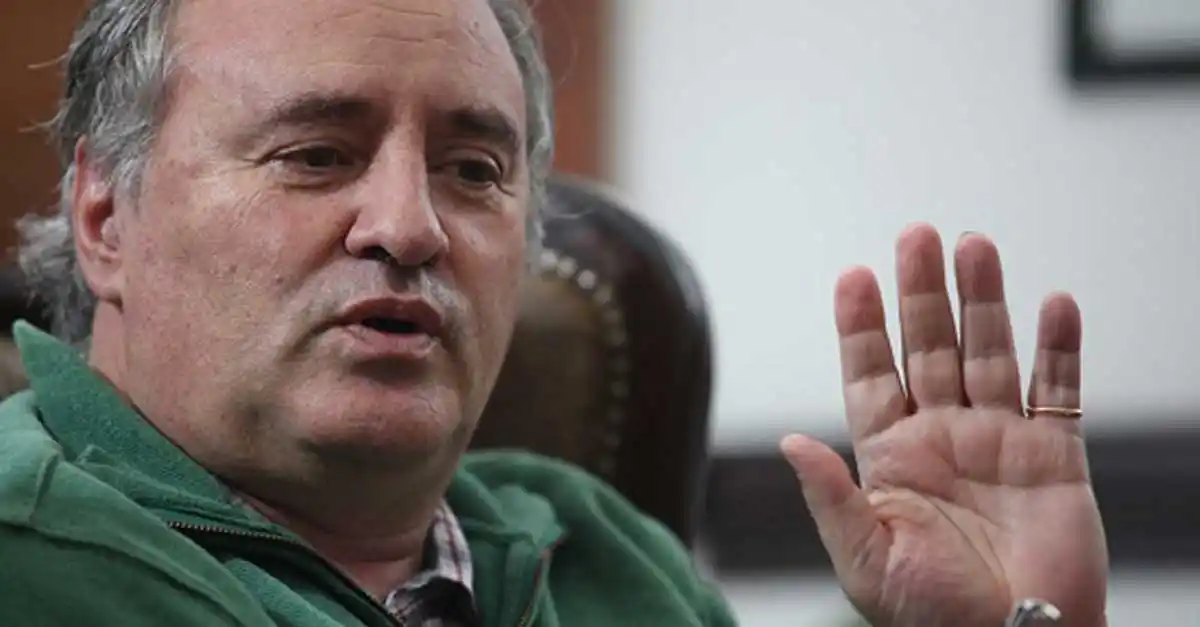 El ministro de Gobierno bonaerense se reunió con el gabinete de Arroyo