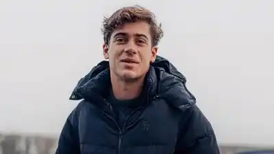 Franco Colapinto, a los besos con una reconocida cantante