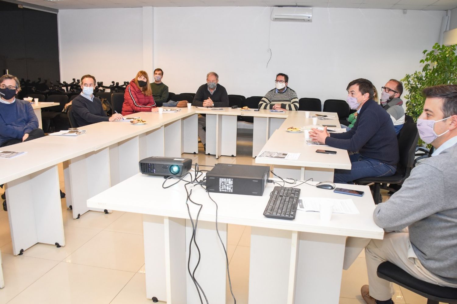 Lanzaron el programa nacional Te Sumo, con beneficios a las empresas que contraten jóvenes