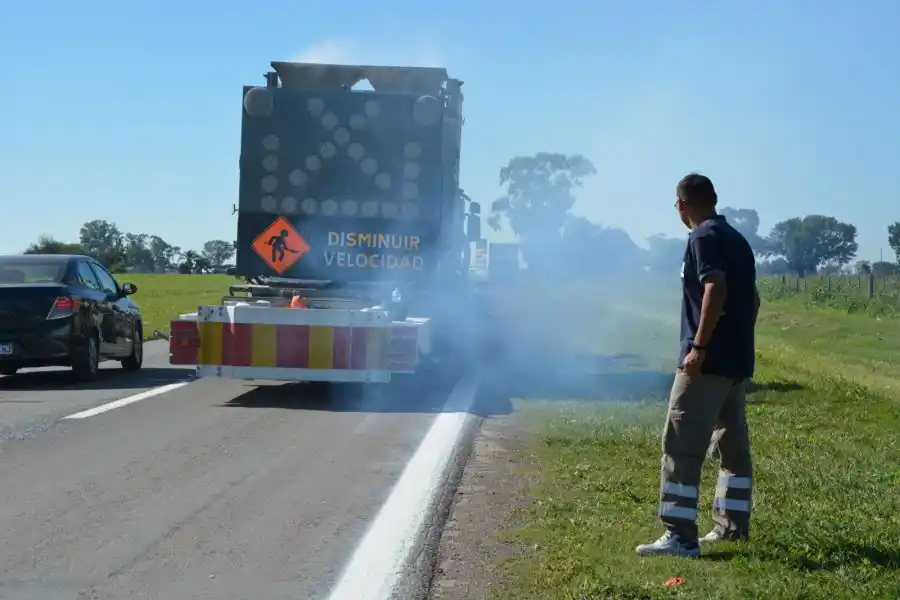 Vialidad Nacional demarca la autovía de la Ruta 19