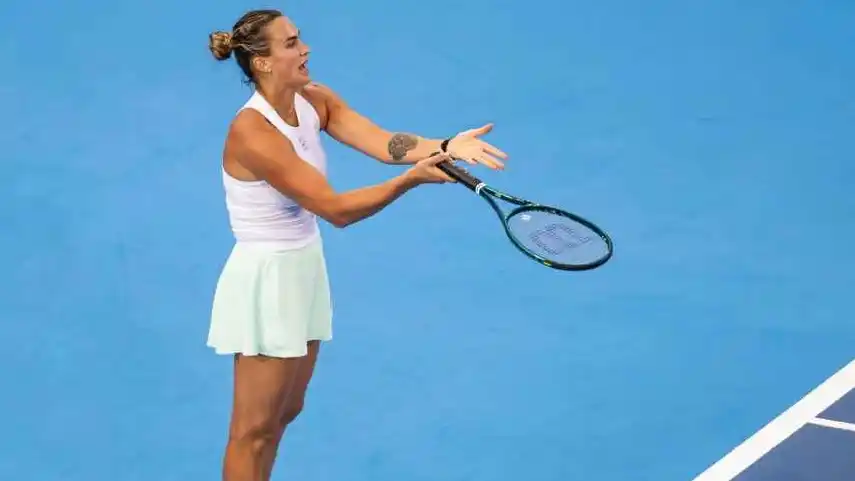 Sabalenka venció a Rybakina y se metió en semifinales de Wuhan