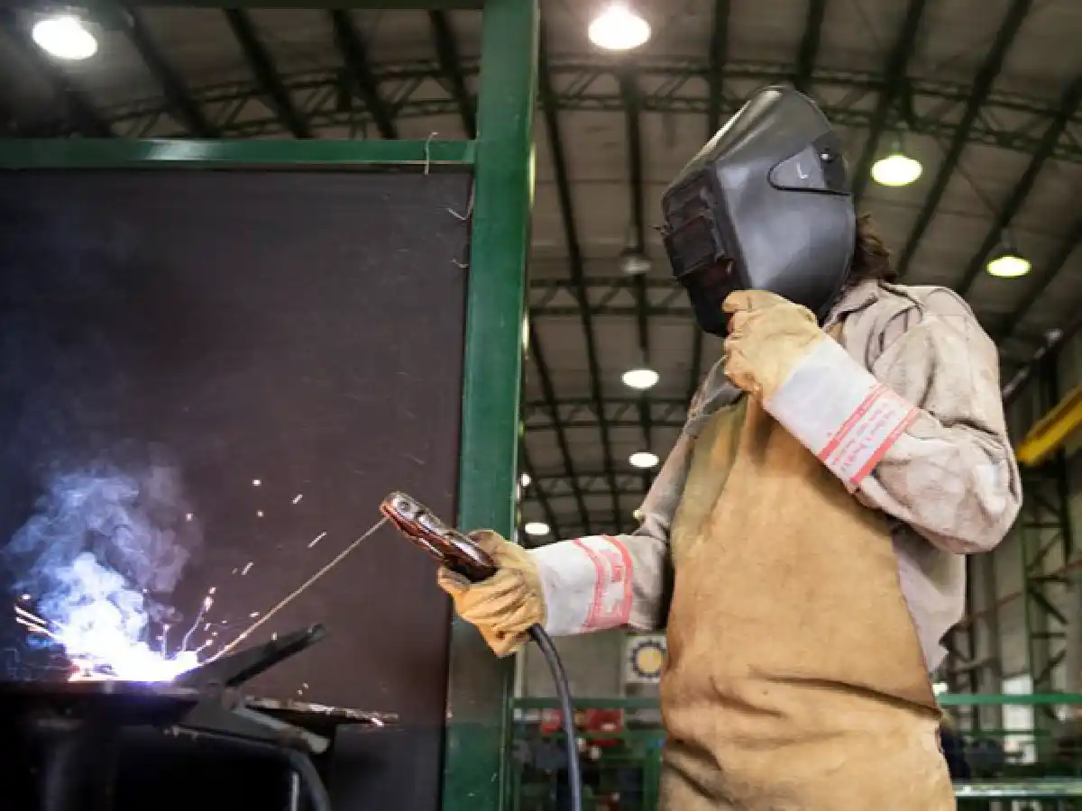 Habrá bono de fin de año para asalariados y beneficiarios del Potenciar Trabajo