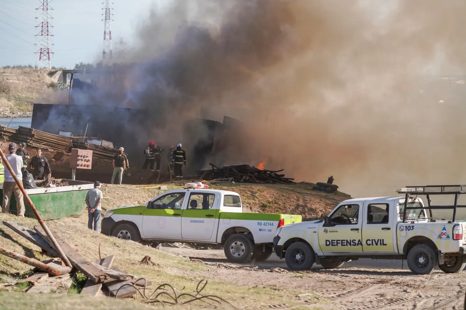 Incendio en un astillero