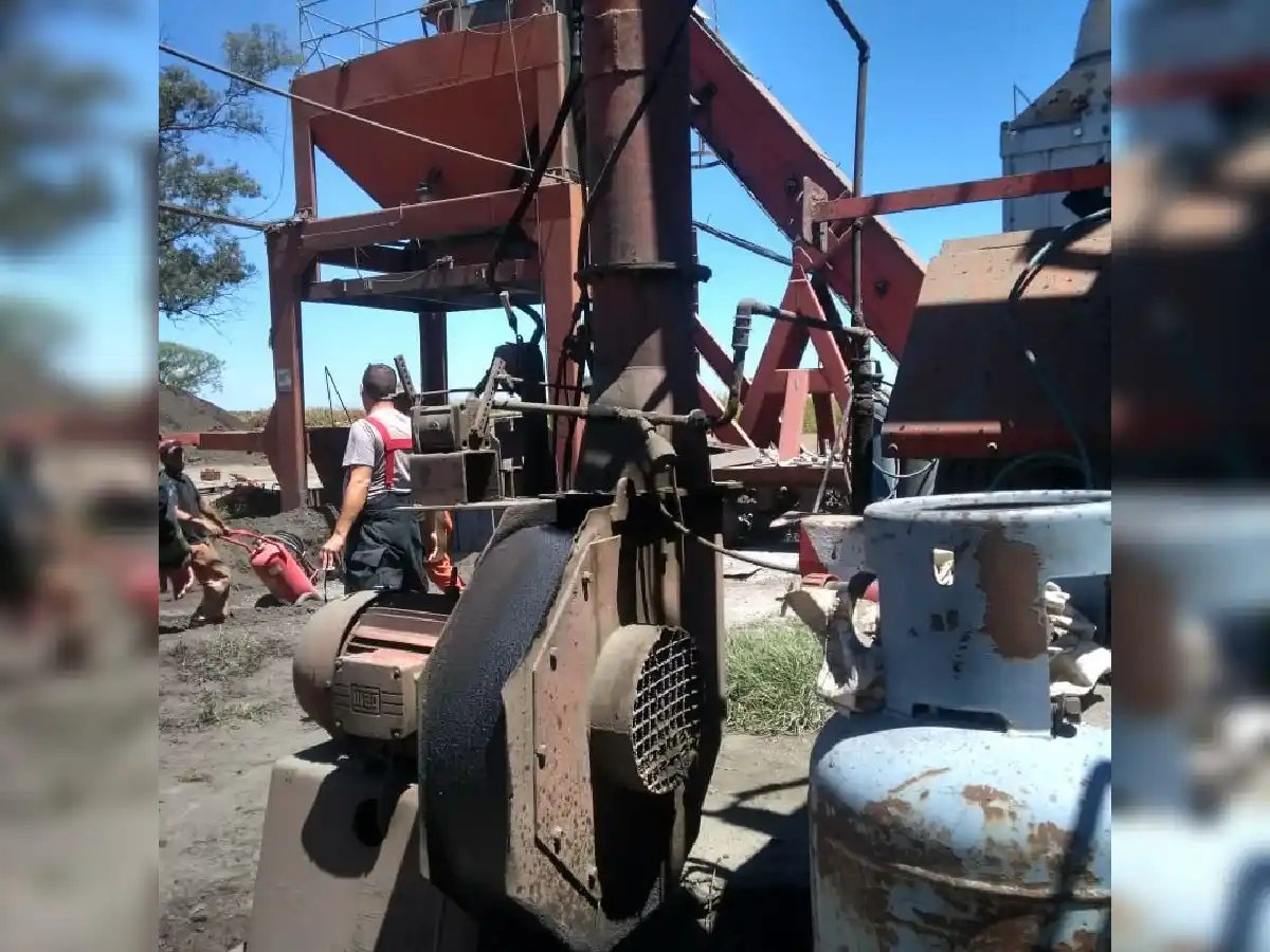 Se incendió la planta elaboradora de asfalto de la empresa que repara la ruta 158