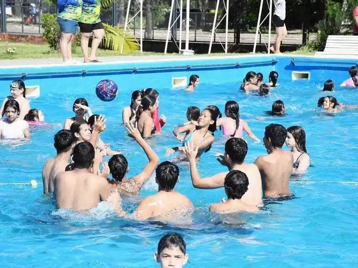 El parque acuático puso en marcha su sexta
temporada de colonias de vacaciones