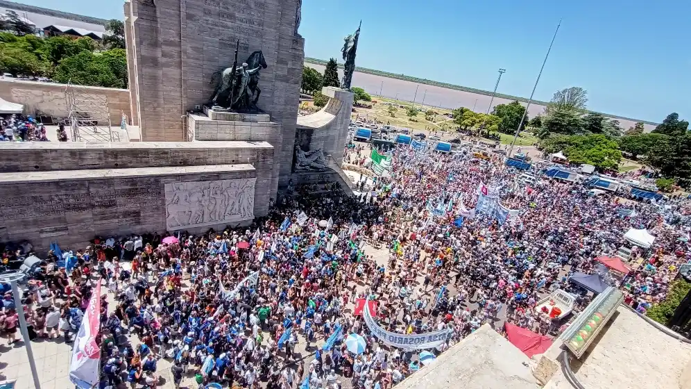 Contra las políticas económicas: así se vivió el primer paro nacional en Rosario