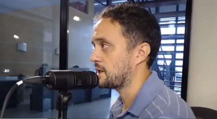 Martín Britos aseguró que hay audios de Whatsapp en los que Carrazza pide que no se instale el tanque en el Parque Industrial Seco