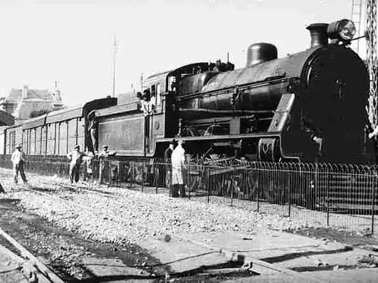 La principal atracción será la locomotora a vapor Vulcan Foundry N.º 3925, una verdadera pieza histórica que durante este 2026 también celebra 100 años desde su puesta en servicio.