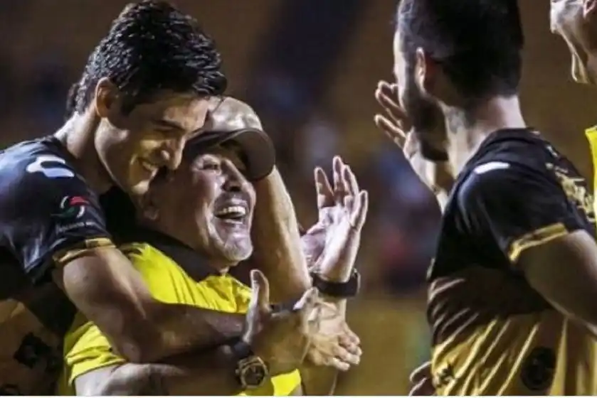 El Diego lo hizo posible: ¡Dorados en la final por el ascenso!