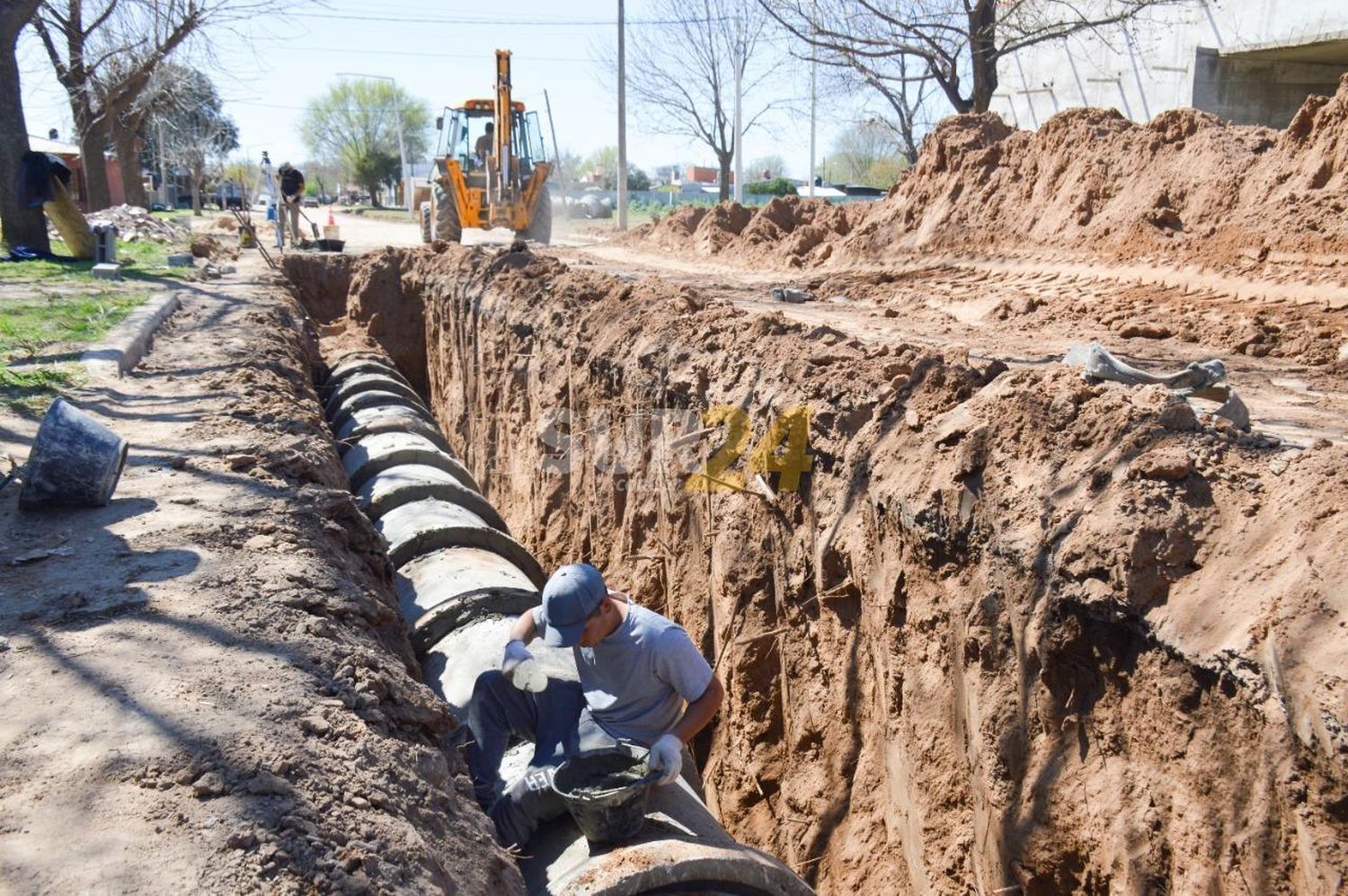 El gobierno municipal avanza con el entubado de desagües en barrio Iturbide  