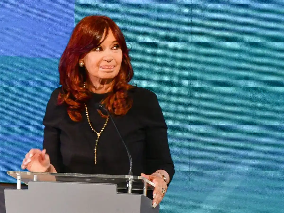 Sobreseyeron a Cristina Fernández por supuesta "cartelización" de obras públicas