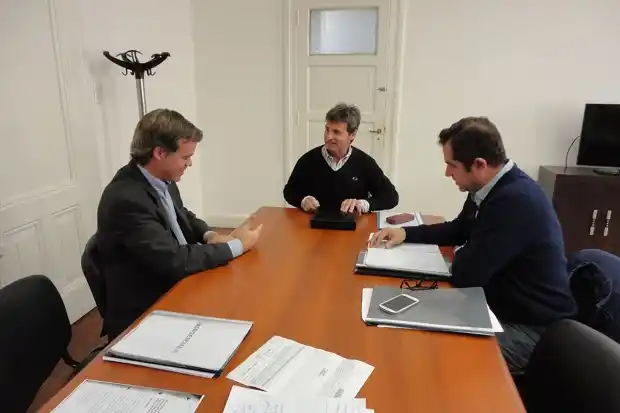 Piaggio gestionó obras para la accesibilidad vial en los barrios de la ciudad 