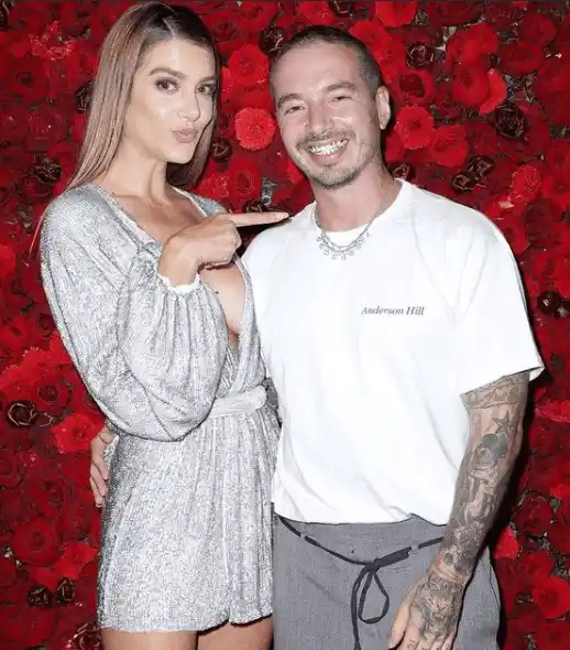 Valentina Ferrer y J Balvin. Foto: AFP