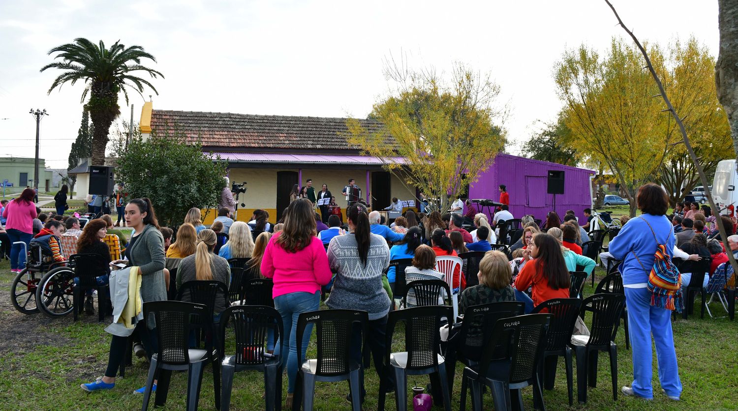 Urdinarrain inauguró “Casa Taller”, un nuevo espacio cultural