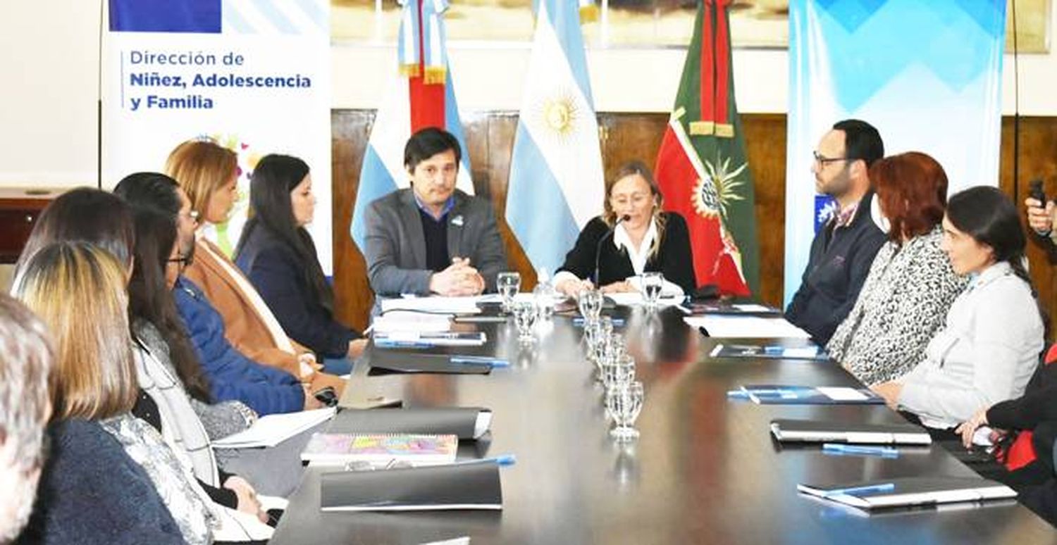 Se desarrolló un nuevo encuentro de la Mesa  Local de la Primera Infancia