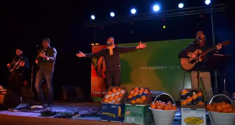 Los Alonsitos y Roxana, Dipi y Graciela Carabajal en la Fiesta de la Naranja de Ombligo 2019