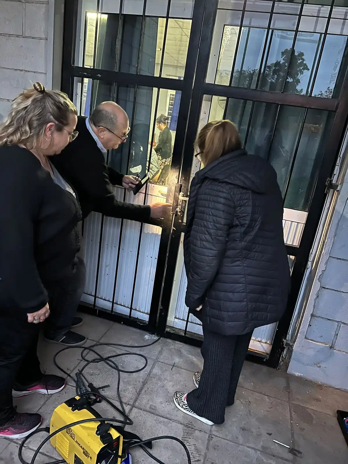 robo barrio 2 de abril saqueo