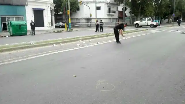 Tiroteo entre bandas con el saldo de un herido grave