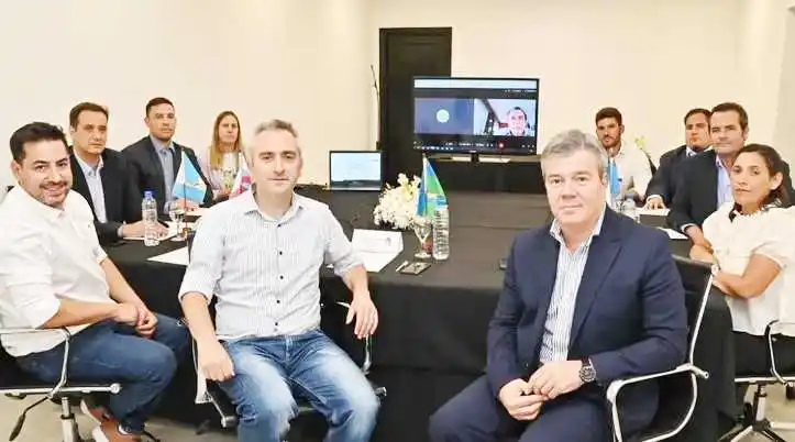 Ministros de Desarrollo Social del país exigieron
un cronograma ágil de entrega de alimentos