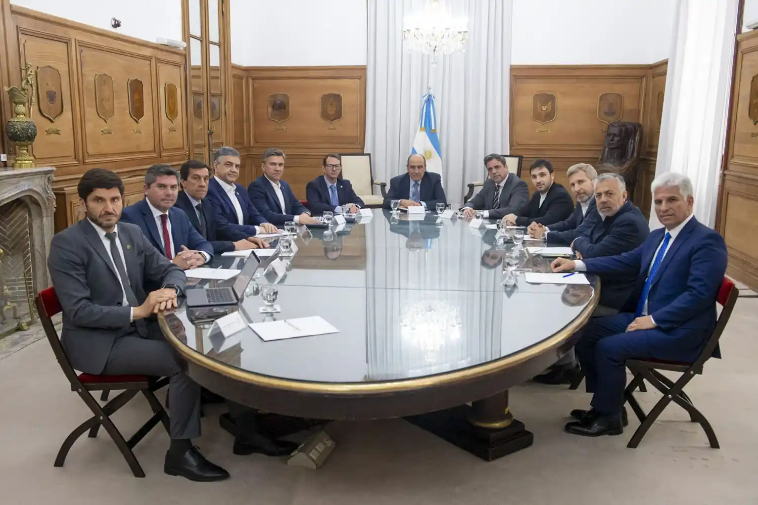 Guillermo Francos recibió a los gobernadores de Juntos.