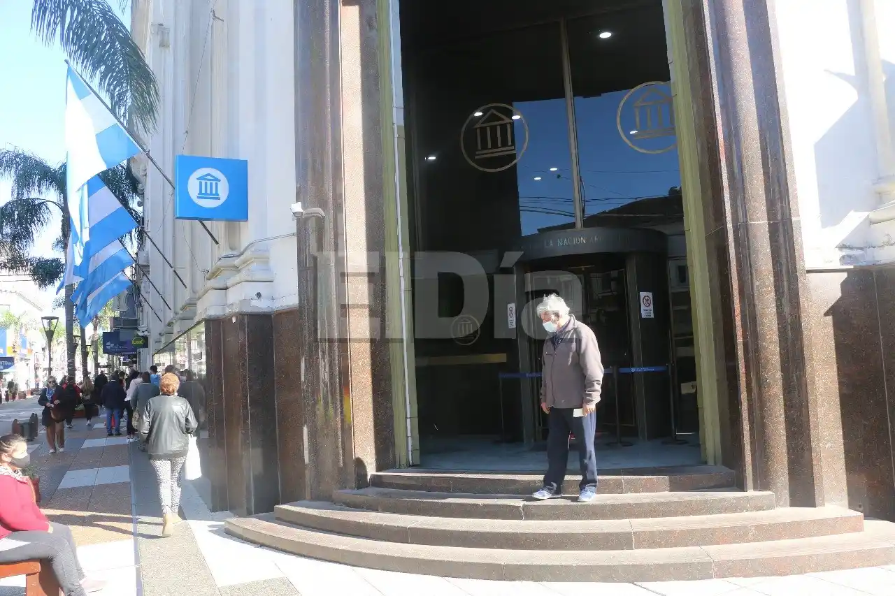 Por el paro bancario, las calles céntricas lucieron casi desiertas en Gualeguaychú